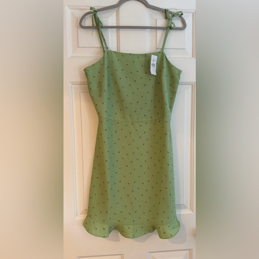NWT Loft Outlet Sage Floral mini dress